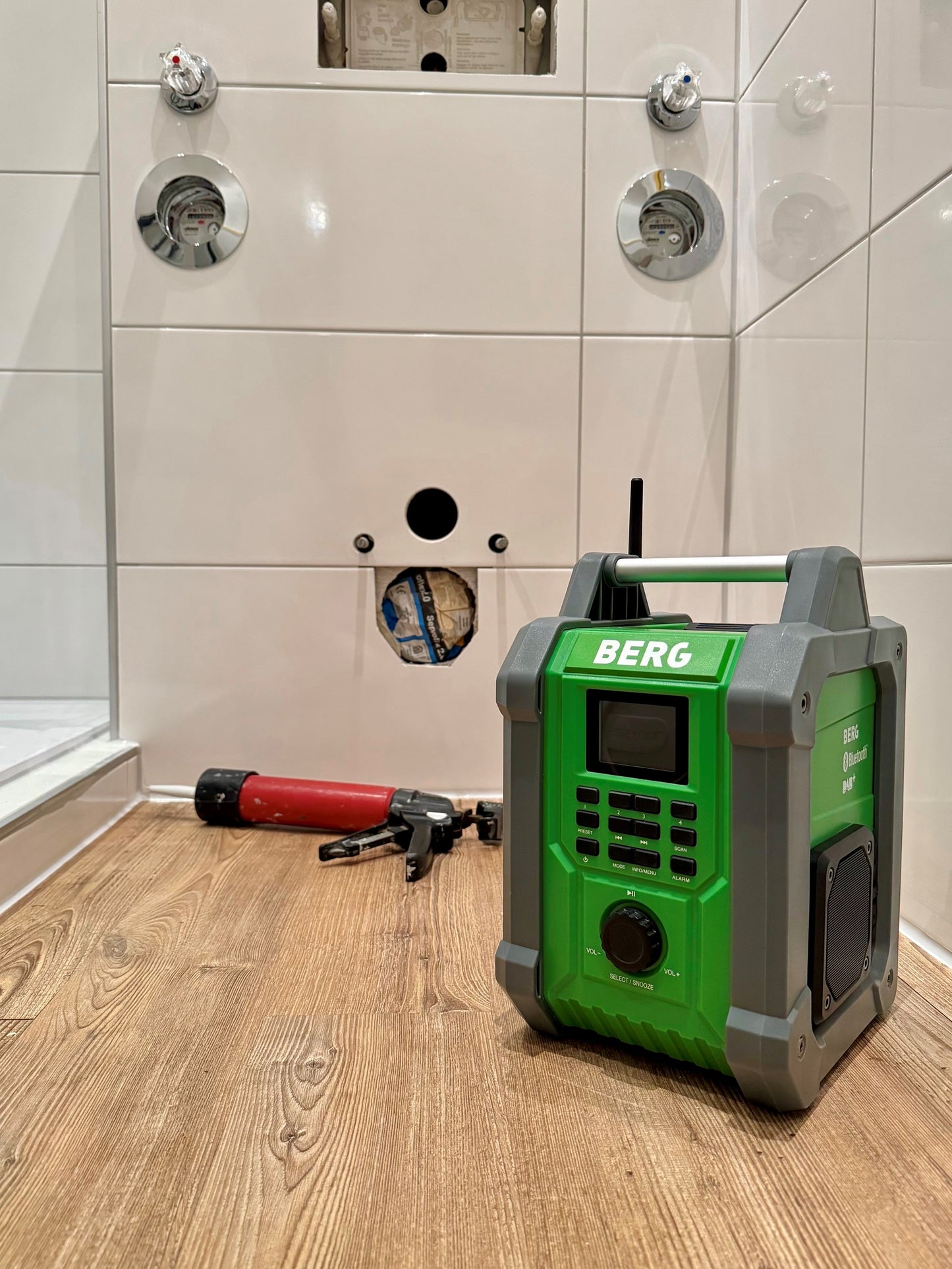 BERG ABR 30 - Baustellenradio, DAB+, Li-Ion Akku - BERG TECTOOL GmbH